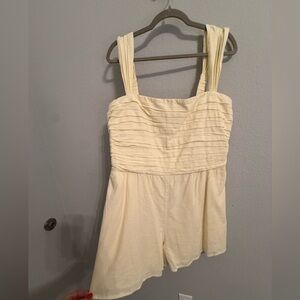 Abercrombie & Fitch XLT Cream Linen Blend Romper – Smocked Back